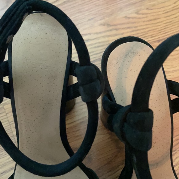 Hampton Heels - Picture 10 of 10